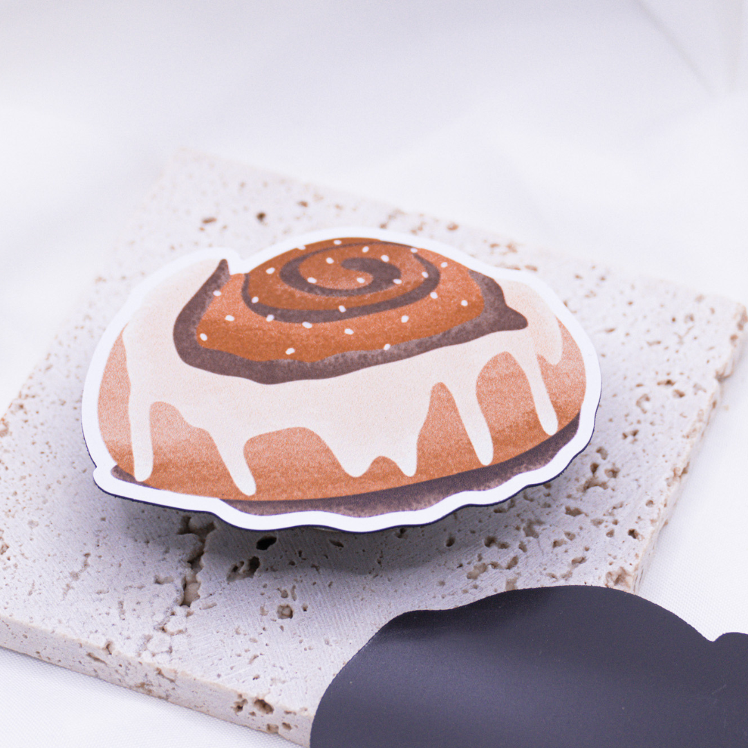 Magnet Cinnamon Roll Sweden Kanelbullar Fridge Magnet - Birthday Pig Lover