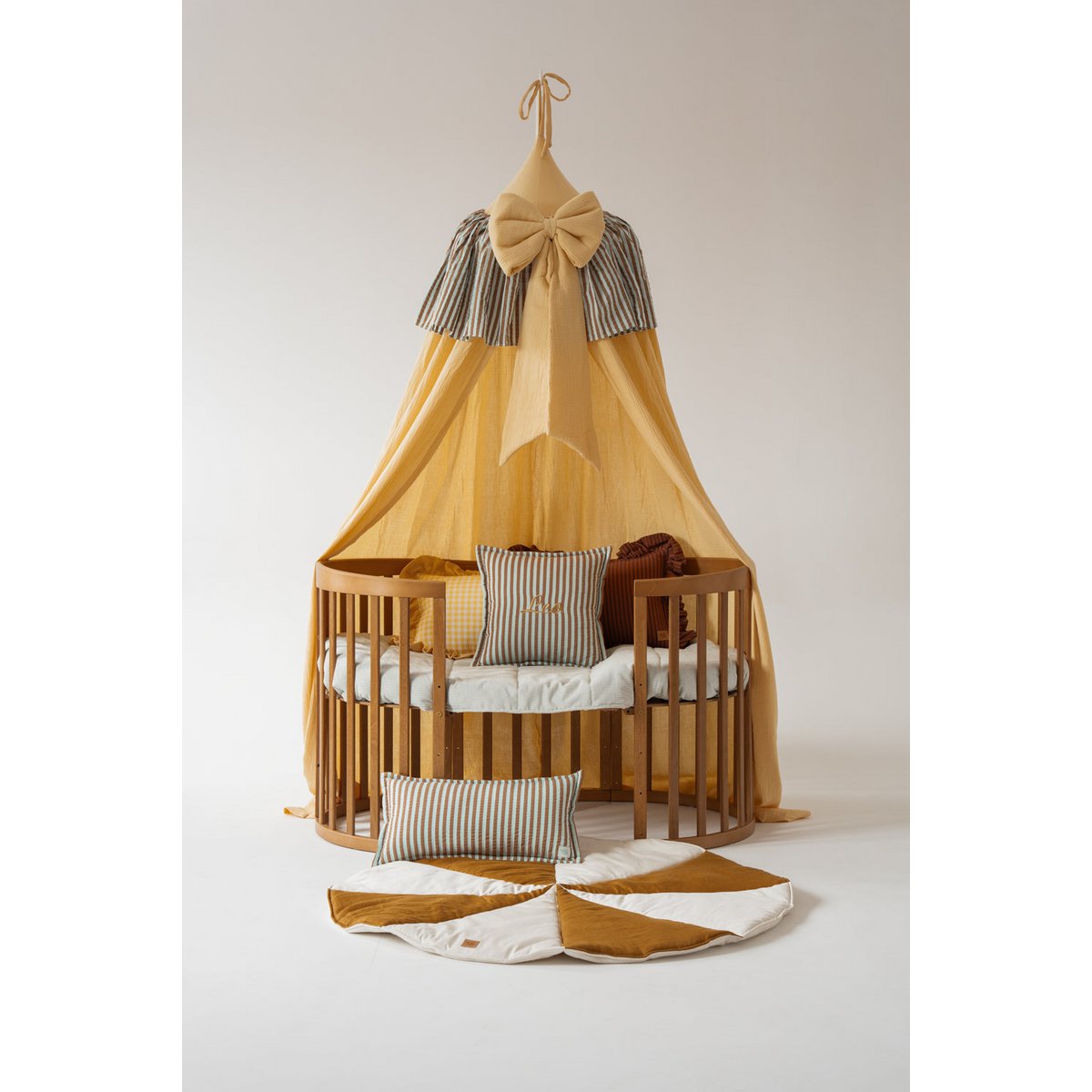 Dosel infantil con volante "amarillo mantequilla"