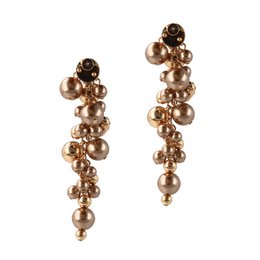 Ultimate Pearl Earhangers Gold