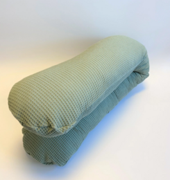 3 in 1 pillow / nursing pillow / side sleeper / positioning pillow