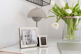 EDZARD photo frame Salerno for photo 10 x 10 cm, noble silver-plated, tarnish-resistant