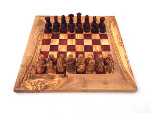 Schachspiel Schachbrett Gr. M handgemacht aus Olivenholz