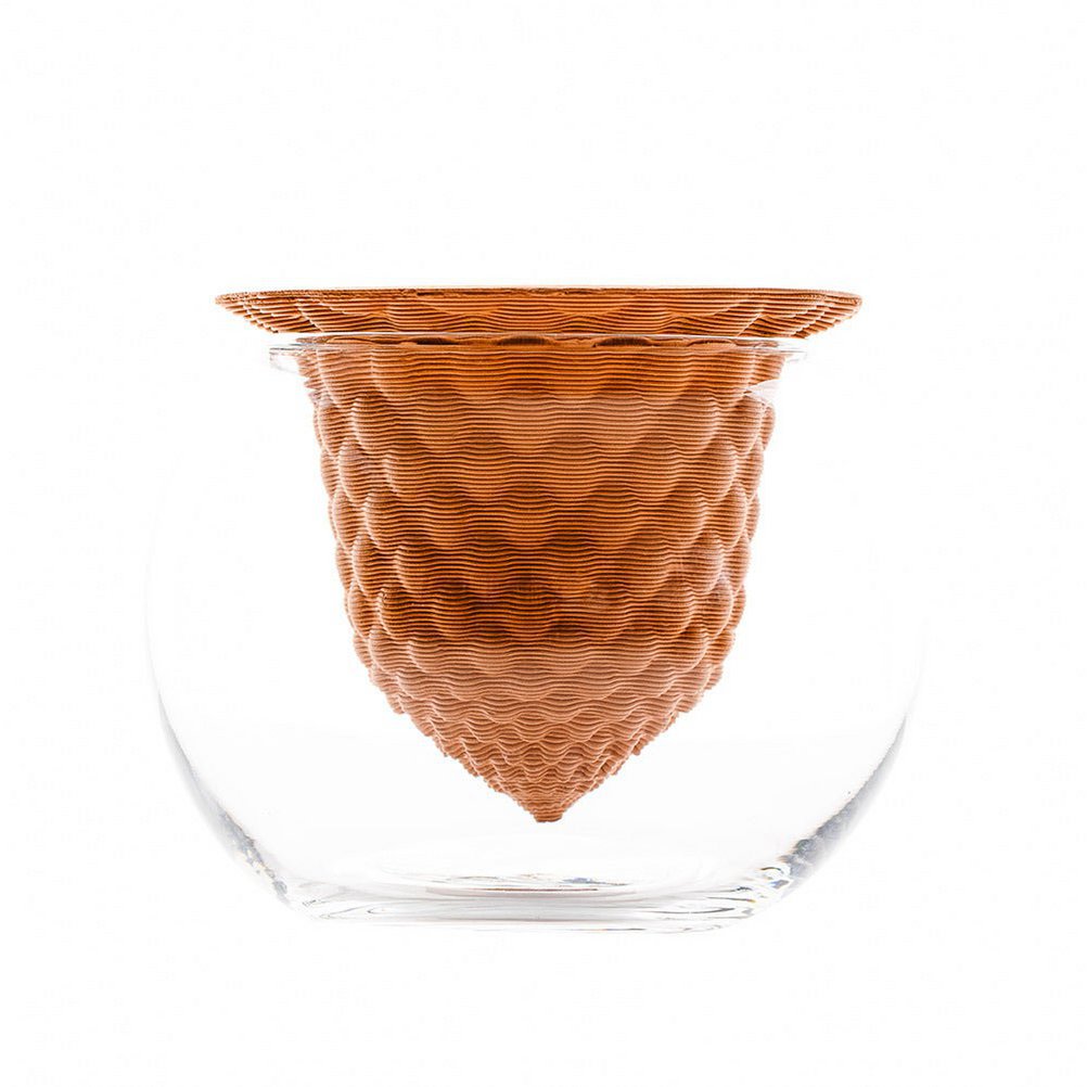 Plan B Terracotta Negative: la maceta de terracota con riego automático impresa en 3D.