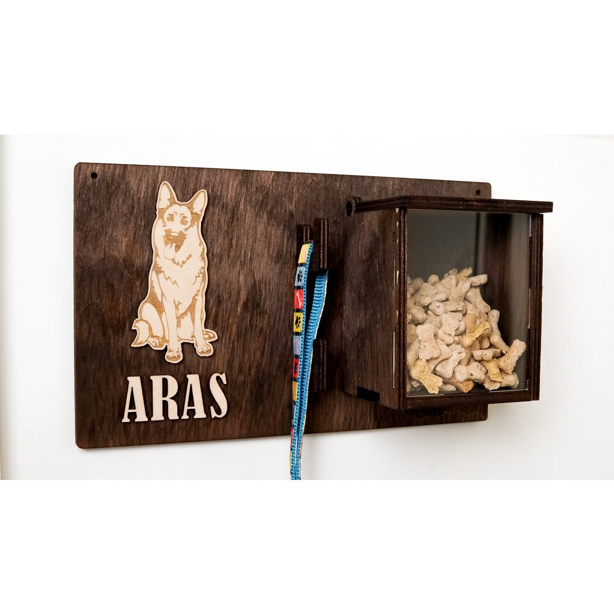 Dog leash holder, Wooden dog leash hanger