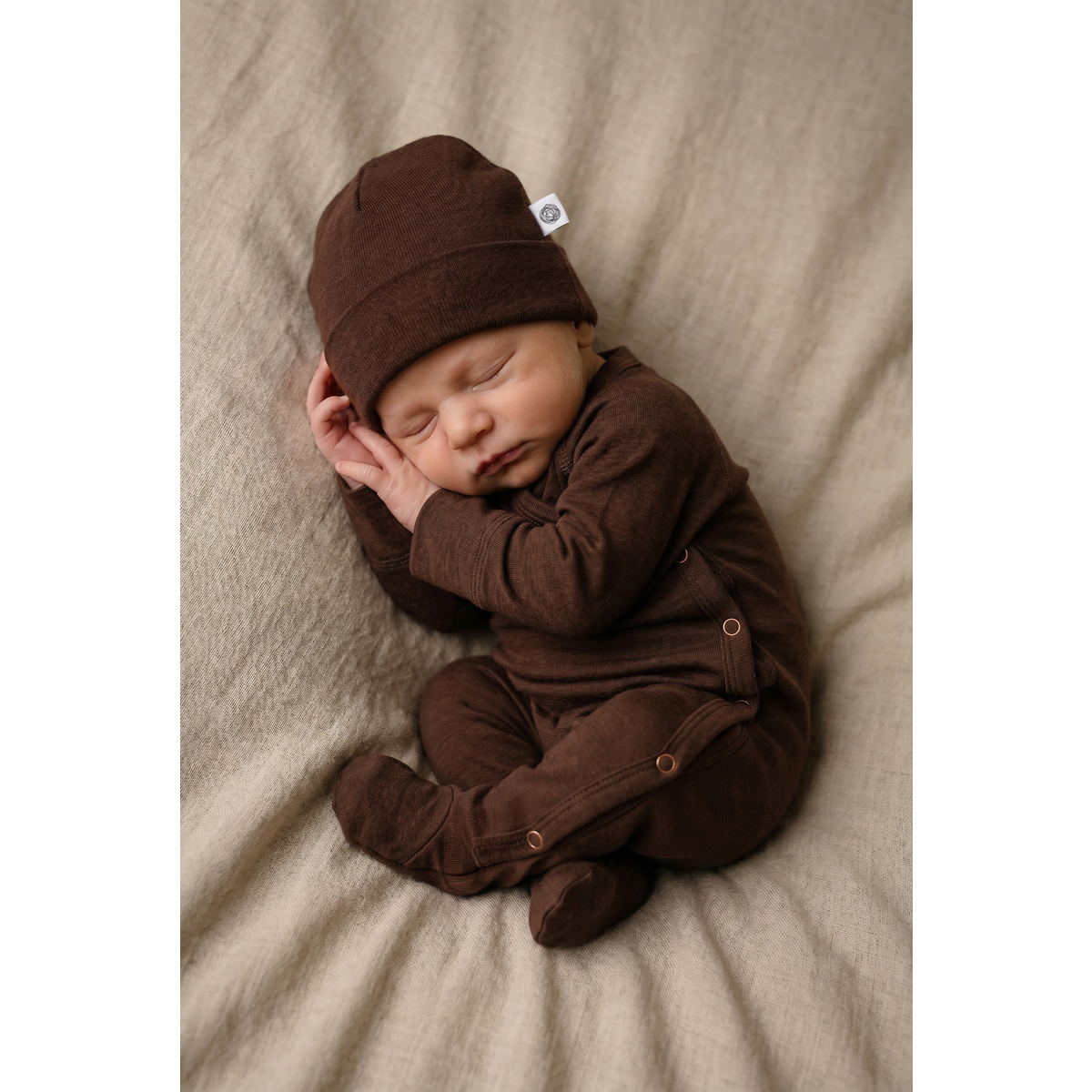 Playsuit / Strampler aus Wolle – Merinowolle – Schokoladenfondant