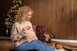 Plastic-free, Luxury Gift Packaging with cheerful design - version 2023