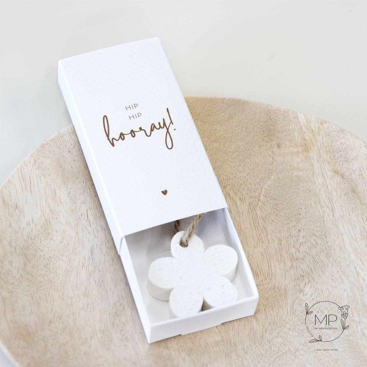 Little gift box Hip hip hooray