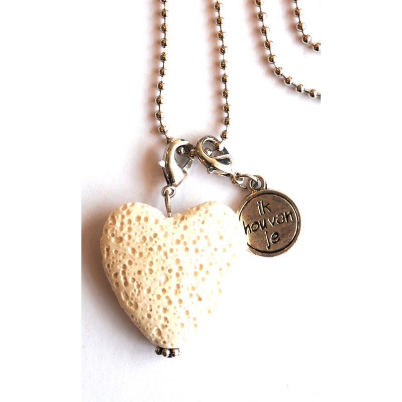 Collier avec coeur pierre de lave et breloque "Je t'aime"