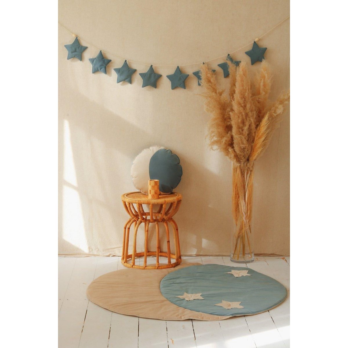 Guirlande de velours "Grey Mint Dust" avec des étoiles