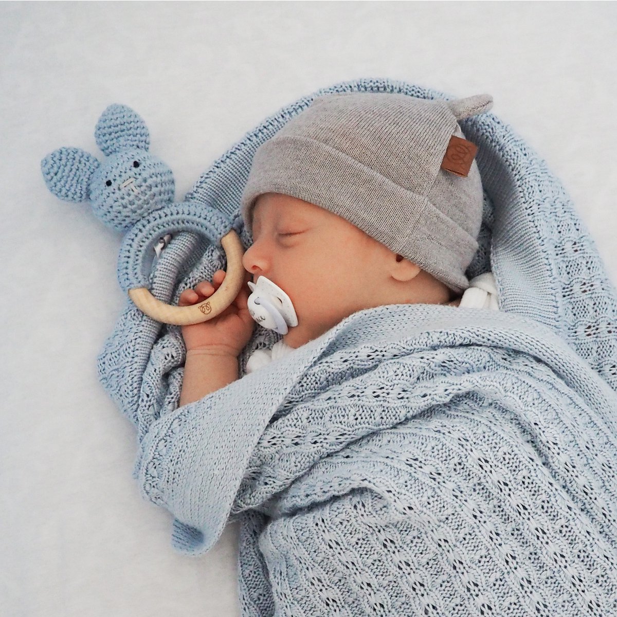 Bunt -teether - jasnoszary
