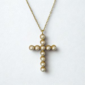 Cross Necklace w White Beads