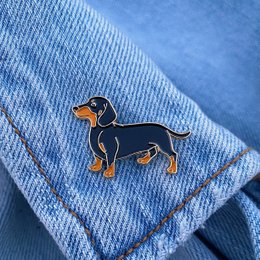 Enamel Pin "Dachshund"