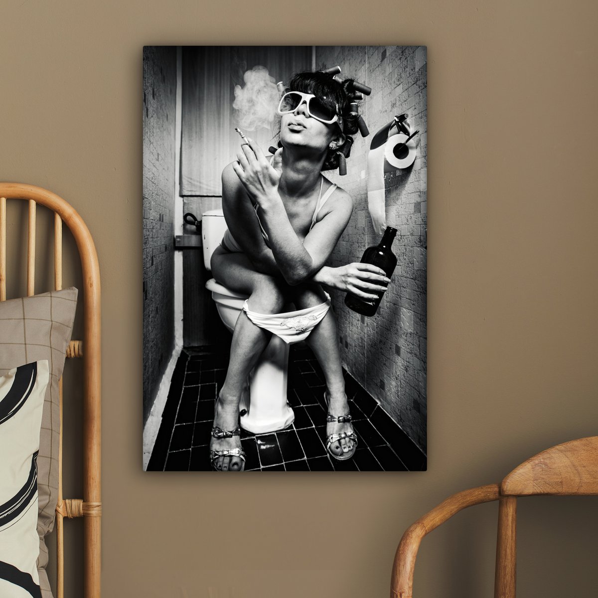 Canvas Painting - Wall Decoration Woman - Vintage - Curles - Toilet - Cigarette - Wall Decoration Living Room - Bedroom Decoration - Room Accessories - Canvas Paintings