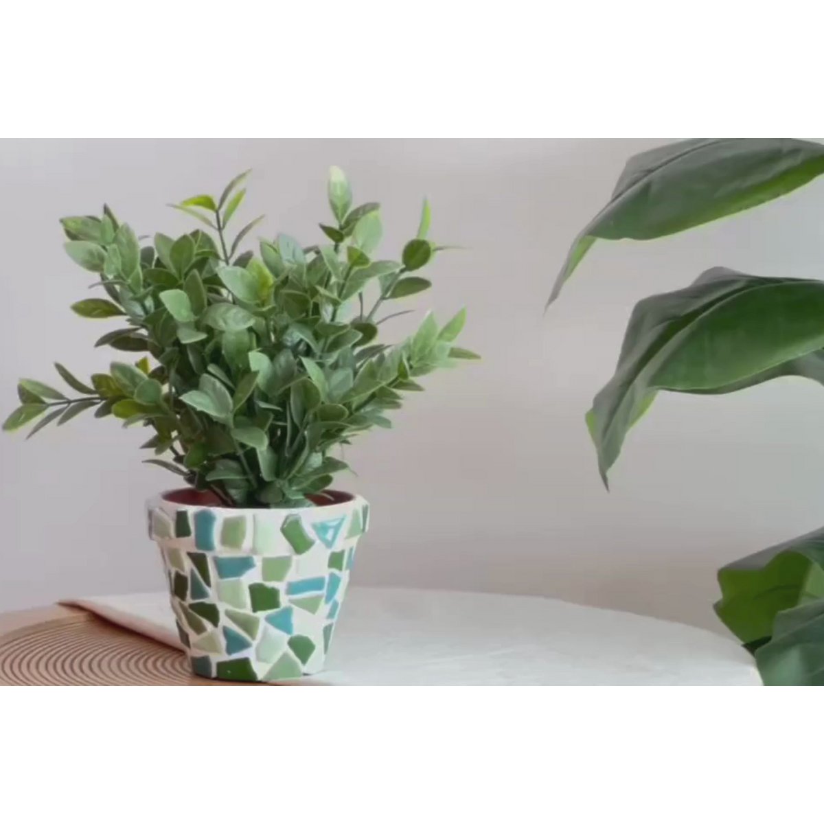 Paquet de bricolage Mosaic Flowerpot (2 pièces)