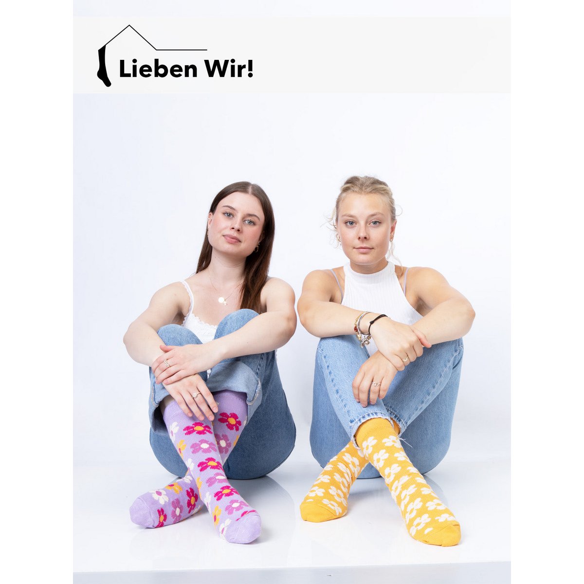 (2a scelta ridotta - "Draw Fili") - Alcuni fiori di design realizzati in cotone al 90%
