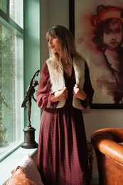 Wool Vest - Flat White Bubble Shorty