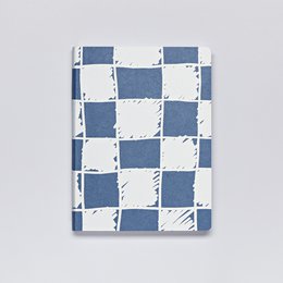 Frække tern - Graphic L | Notesbog A5+ | Stiplet Journal | 3,5 mm prikker | 256 nummererede sider | 120g Premium-papir | genbrugt denim-materiale | bæredygtigt produceret i Tyskland