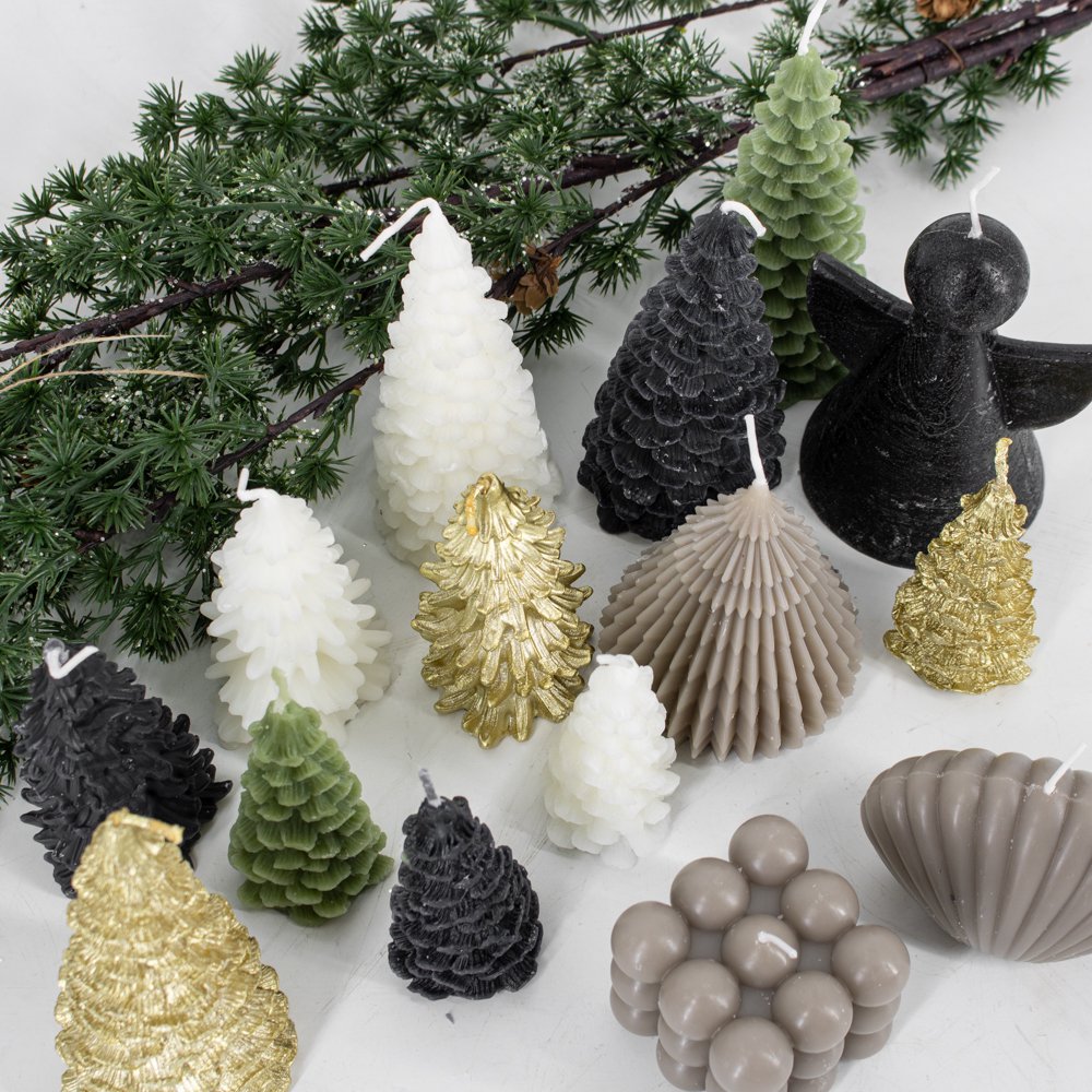 Candle Christmas tree rustic white