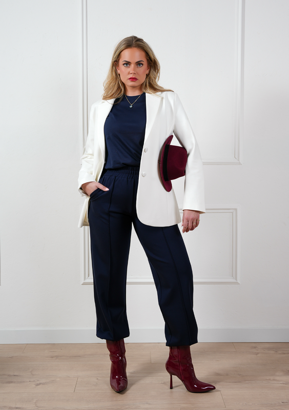 The Essential Blazer – Creme