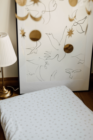 TISU crib sheet, Cream Daisy