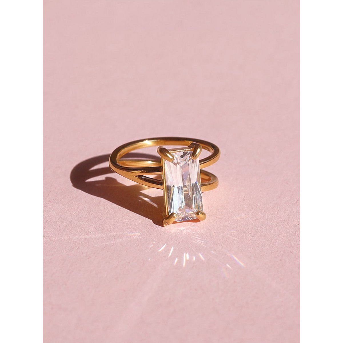 Ivanka - Anello a fascia in cristallo Baguette