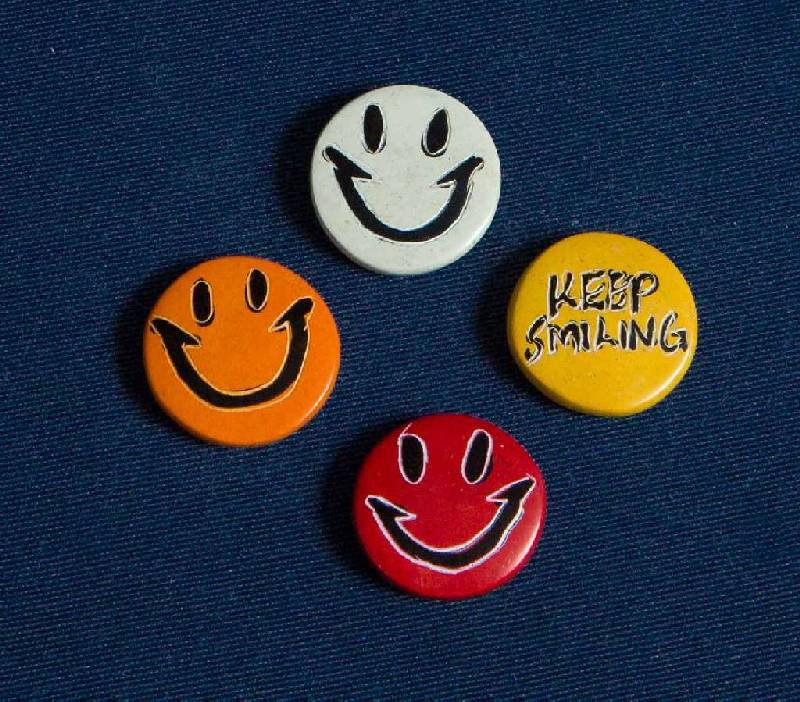 001a Mini Keep Smiling - Speckstein