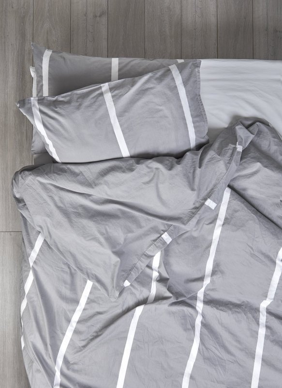 Scandi Grau dick gestreifte Bettbezug- und Kissensets