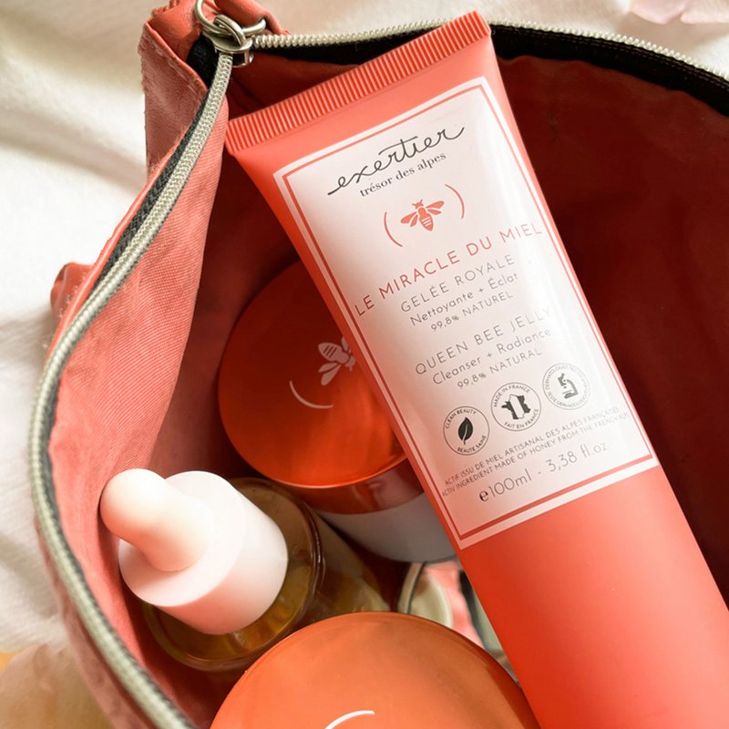 ROYAL JELLY - Cleanser + Radiance