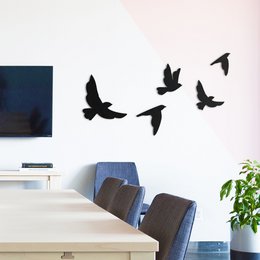 Set aus fünf Vögeln, die in die Ferne fliegen, Wandkunst aus Metall