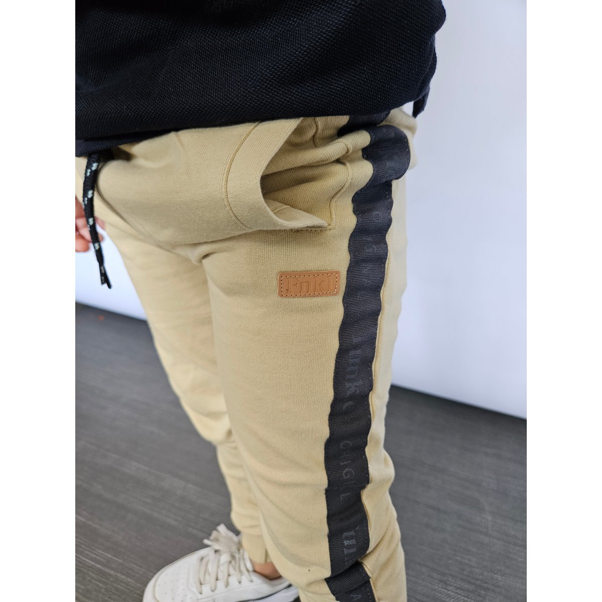 Funkle Boys Jogger Sand – Sportieve Bies & Premium Comfort – Luxe Jongenskleding