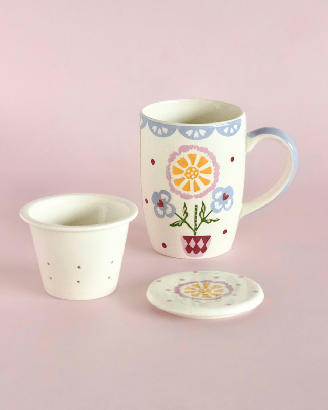 Tasse en céramique peinte à la main avec infuseur et couvercle - Motif floral, 385 ml