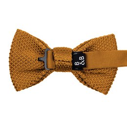 Orange Ember Knitted Bow Tie and Knitted Pocket Square Set