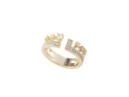 TIARA I - KRONERINGEN - Guld