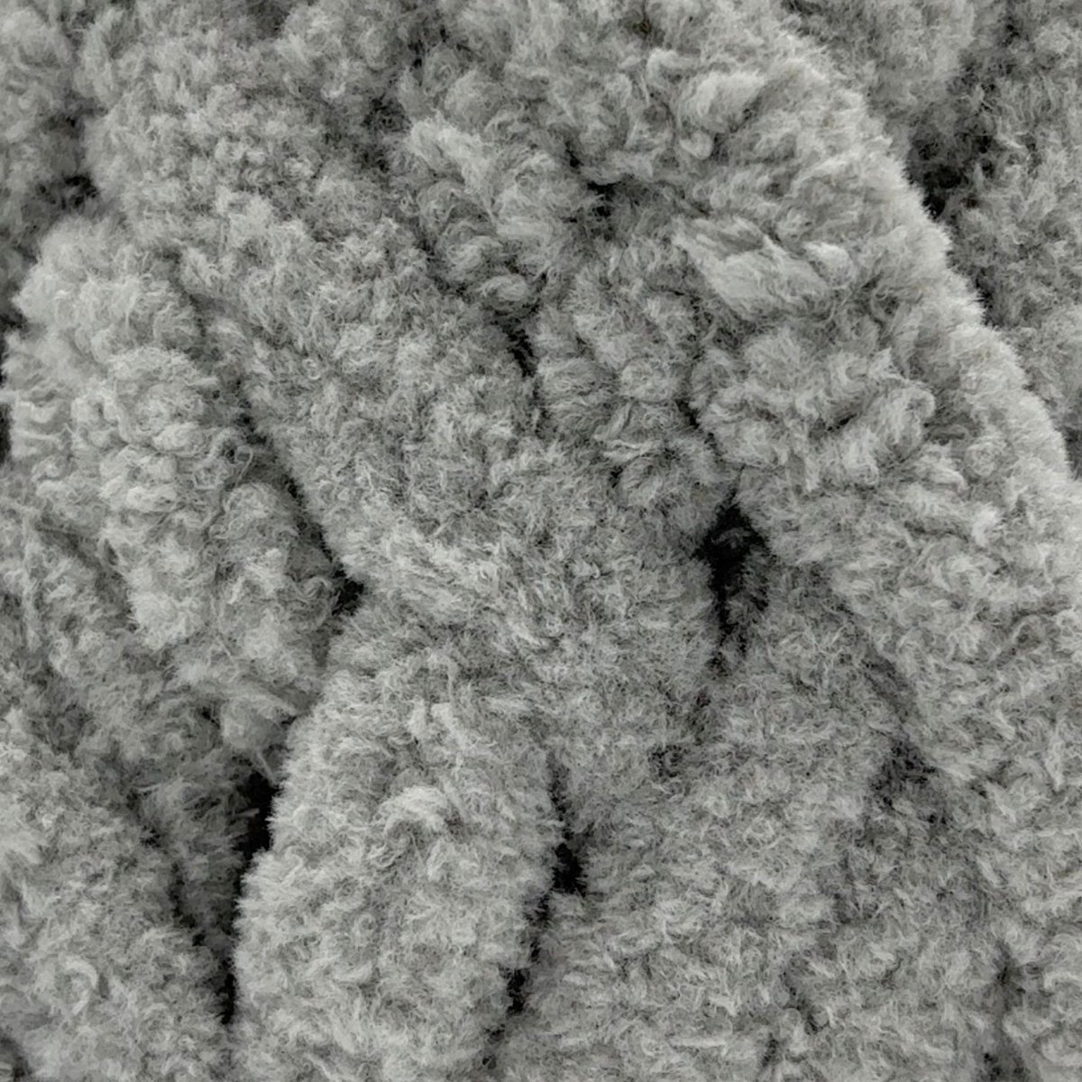 Sensy Chunky Yarn, Blanket Yarn, 7 oz, 28 Yards, Gauge 7 Jumbo