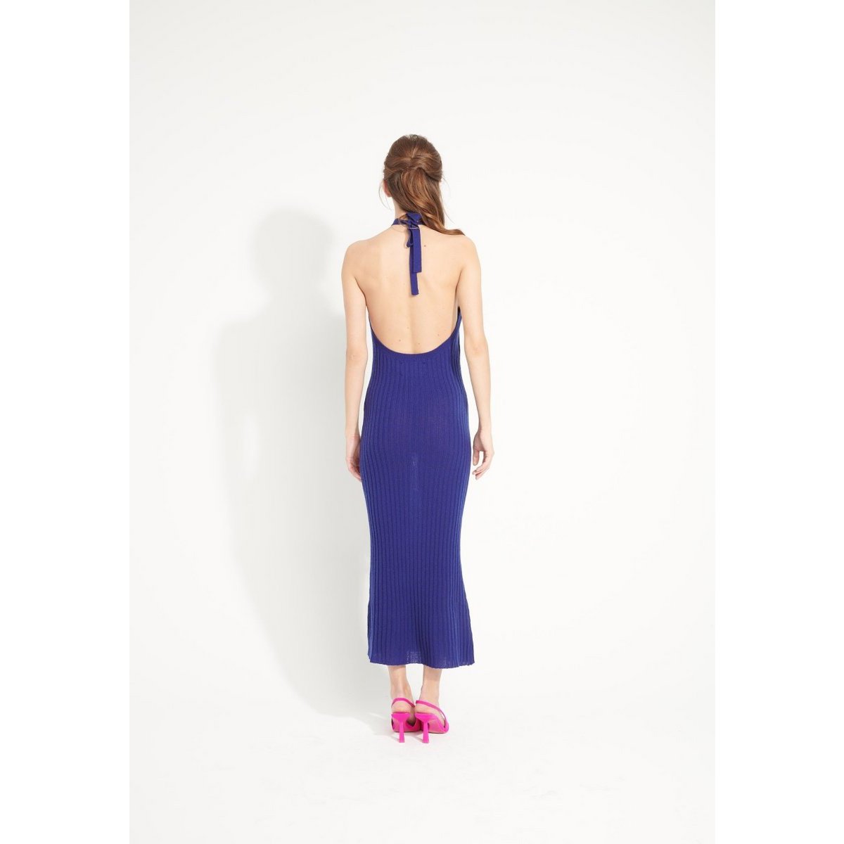 AVA 19 Long backless dress in midnight blue ribbed knit cashmere