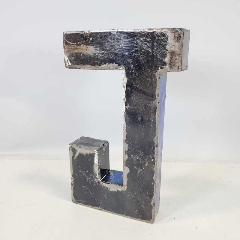 Buchstabe "J" aus recycelten Ölfässern | 22 oder 50 cm | verschiedene Farben
