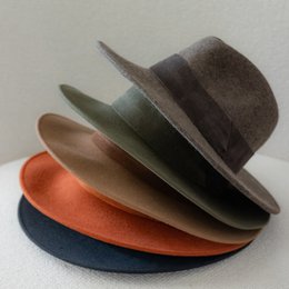 CAPPELLO A TENDA LARGA - treccia in pelle