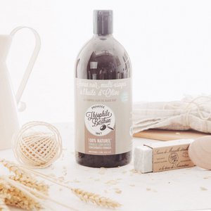 Concentrated 100% olive multi-purpose liquid black soap. Eucalyptus fragrance. 1L
