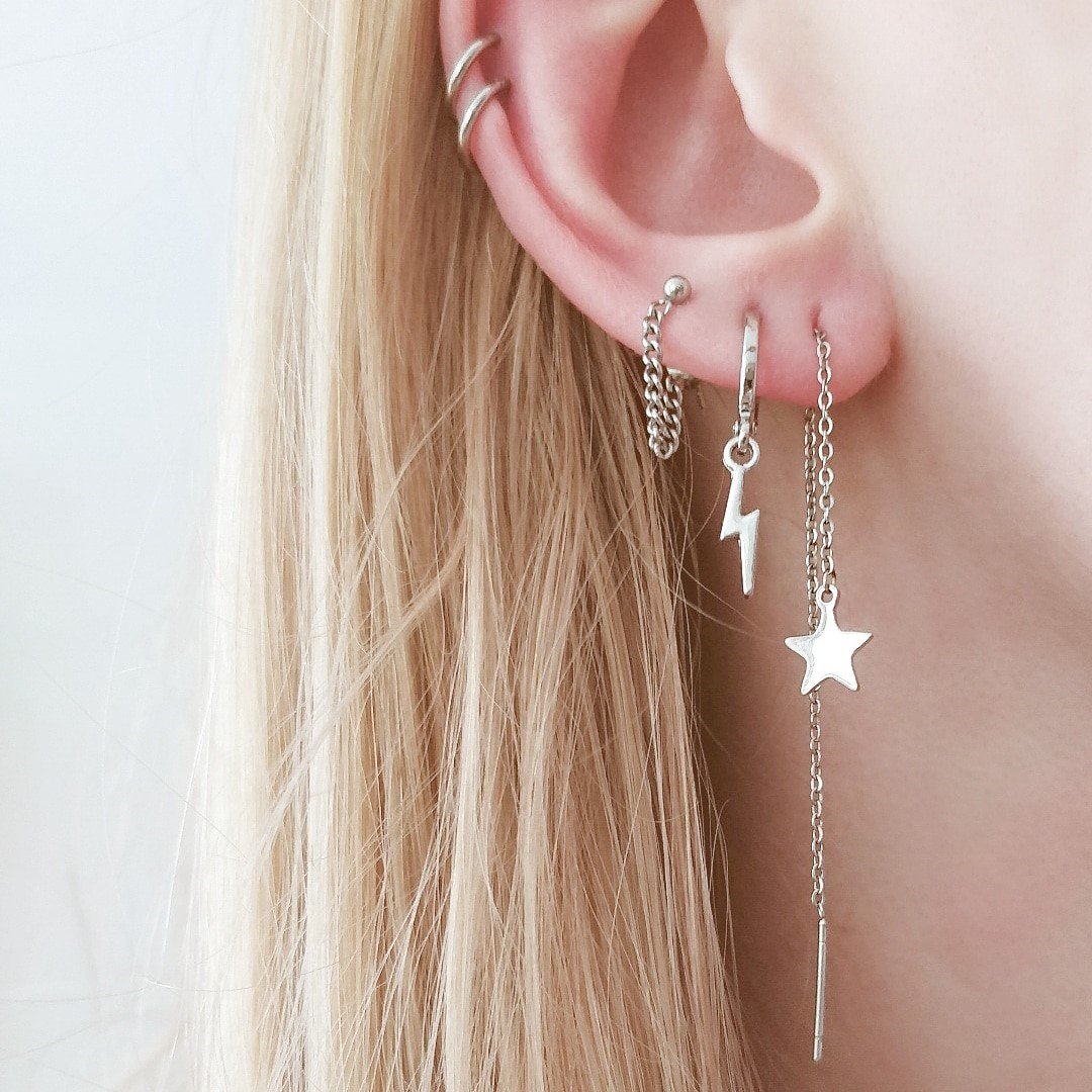 EARRINGS LONG CHAIN MOON