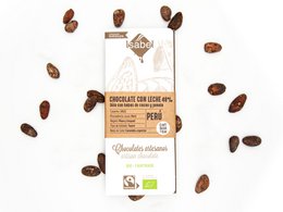  Organic 48% cacao milk chocolate bar in a box of 10. Made from bean to bar with a smooth, creamy texture.