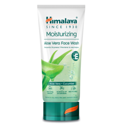  Himalaya moisturizing aloe vera face wash, green tube, gentle cleanser with natural ingredients.