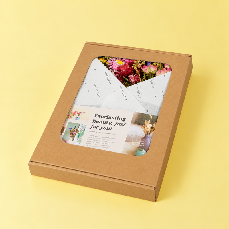 Giftbox - Dried Flowers in Letterbox - Multi