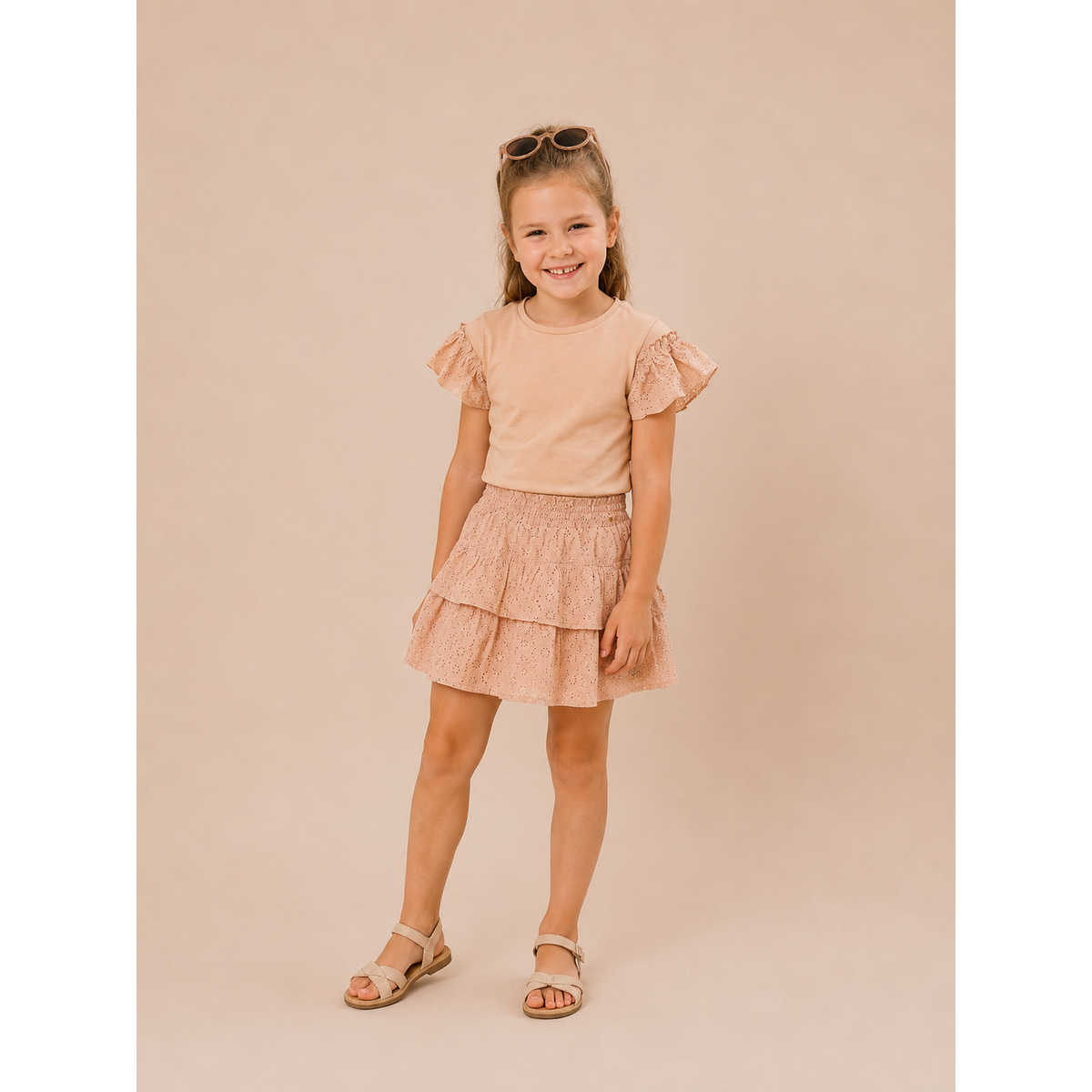 T-shirt Funkle Warm Taupe – Dettagli in pizzo Met – Moda per bambini di fascia alta