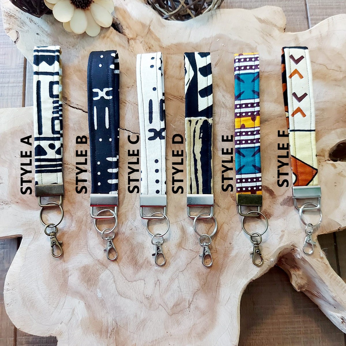 Afrikanischer Druck und Schlüsselanhänger aus Leder | Armband | Schlüsselhalter