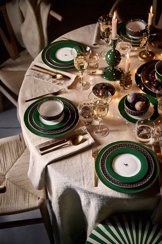 Plate Love Birds Deer Dark Green 26.5cm