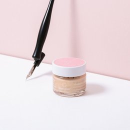 Bleg guld kalligrafi blæk