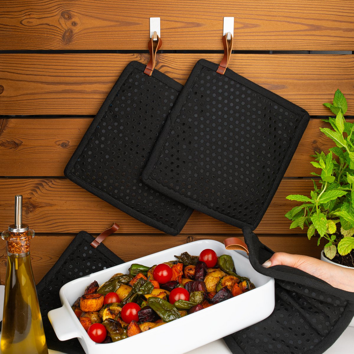 CH&F Manique avec Poche | Points en silicone |  20x20cm