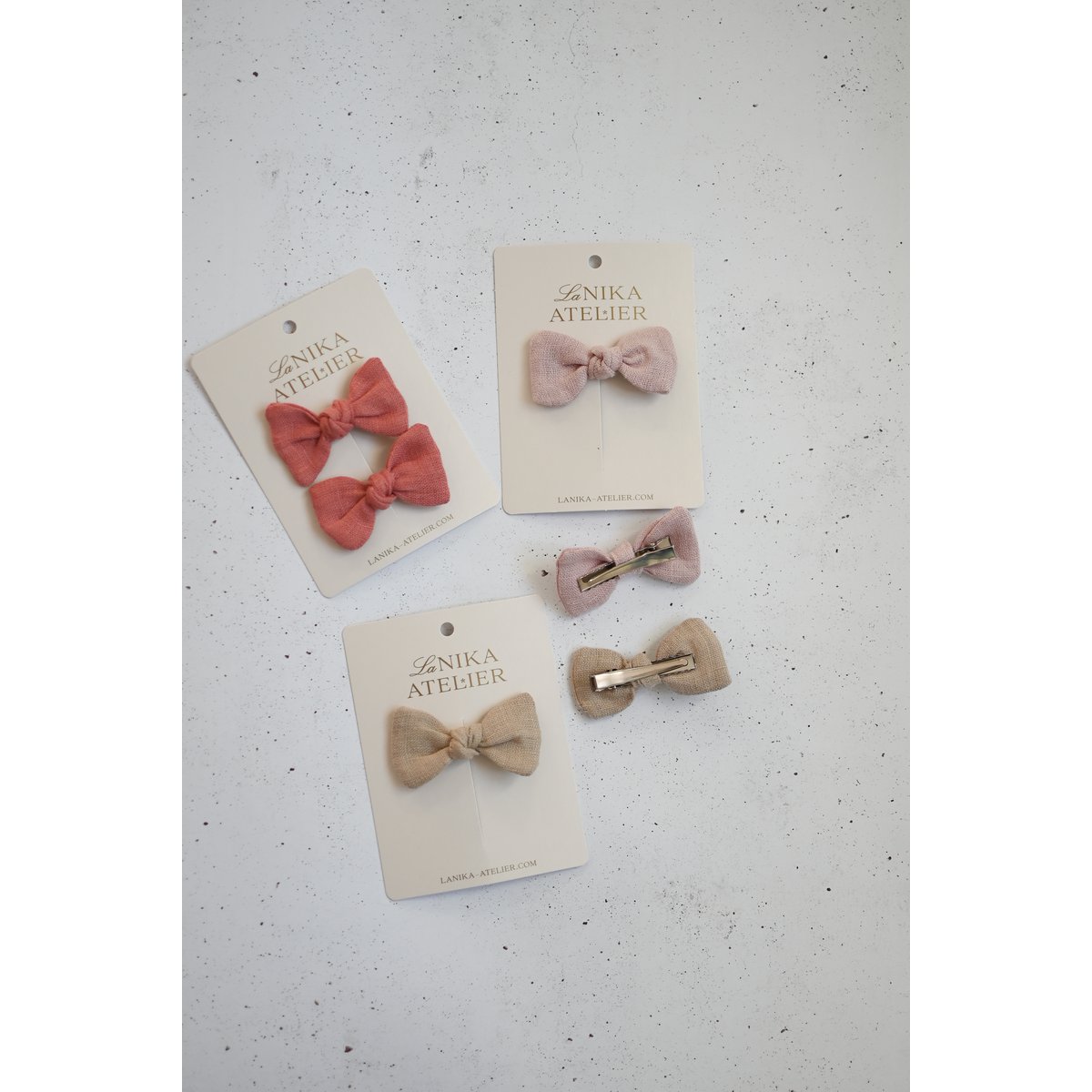 Mini fiocchi in lino 100% su clip a coccodrillo, set di 2 per bambini e adulti Copia