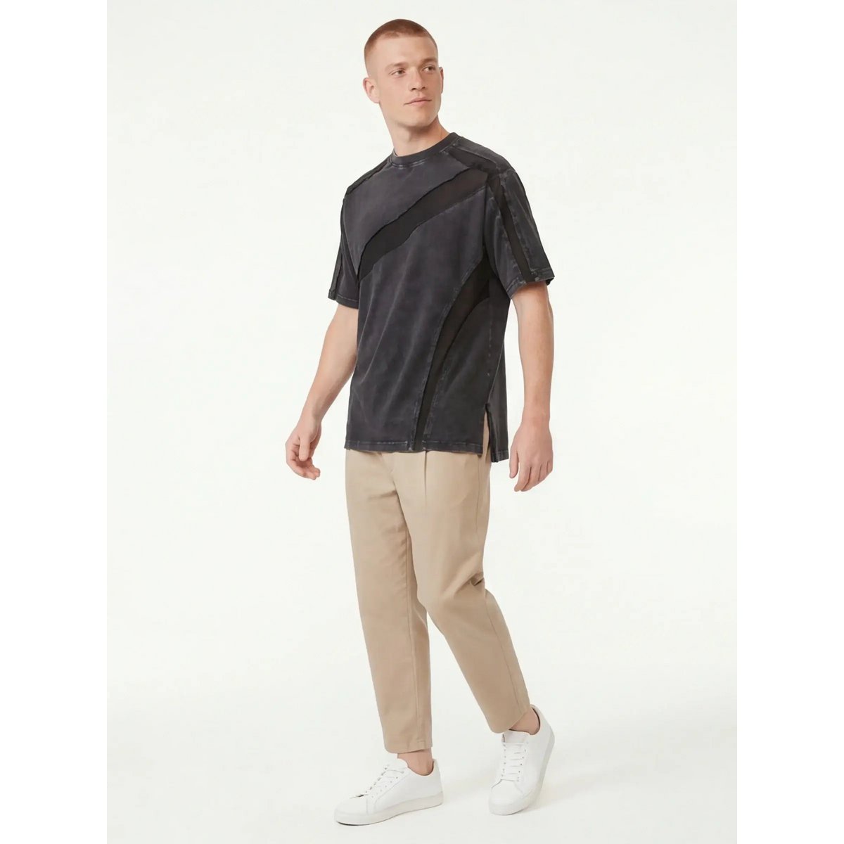 Dynamic T-Shirt – from Ultra-Soft Material with Streetwear Attitude