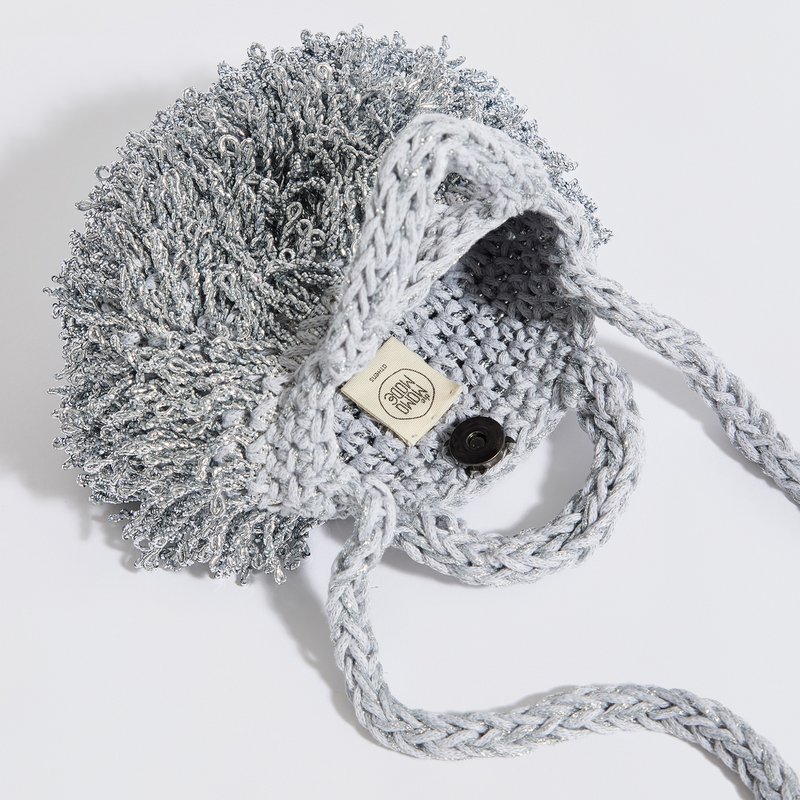 “Pebble metallic” crochet clutch with crossbody strap silver